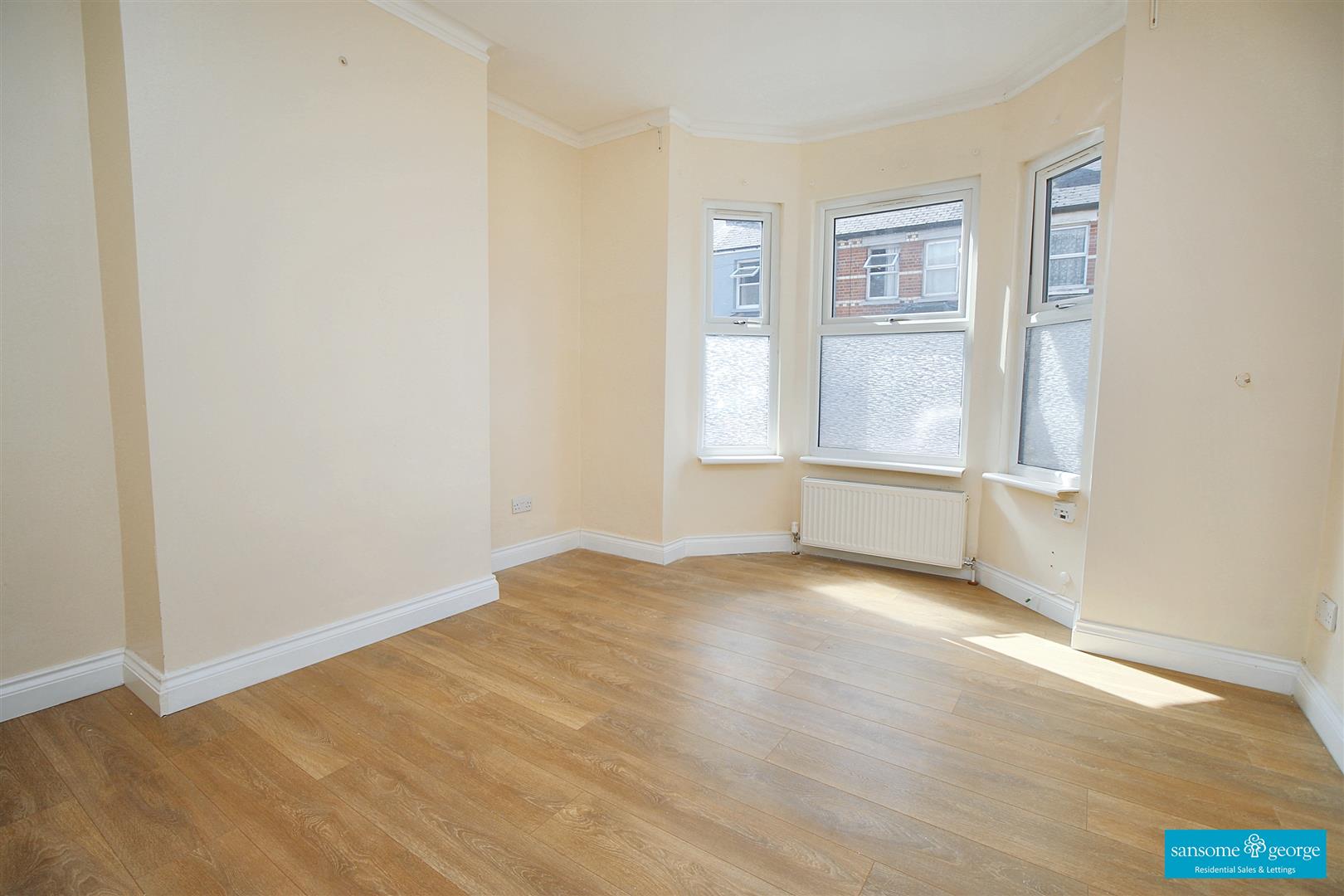 3 bed property in Richmond Road, Reading
